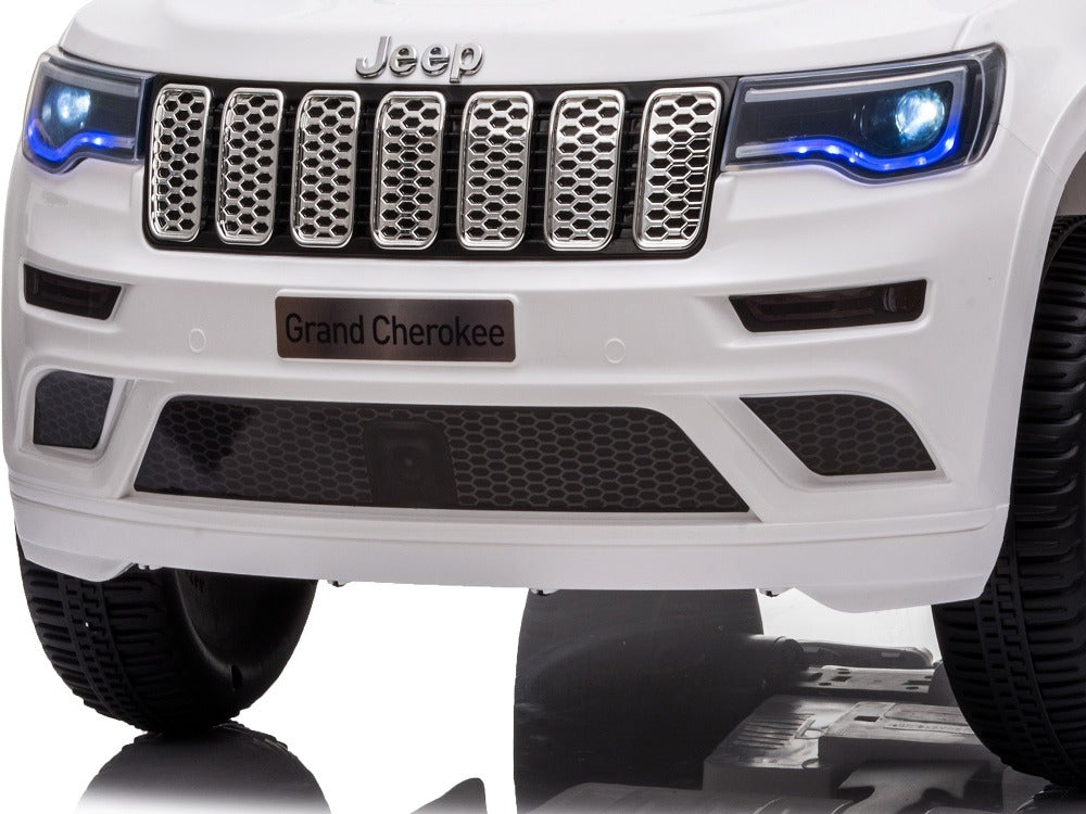 Jeep Grand Cherokee - Children car white