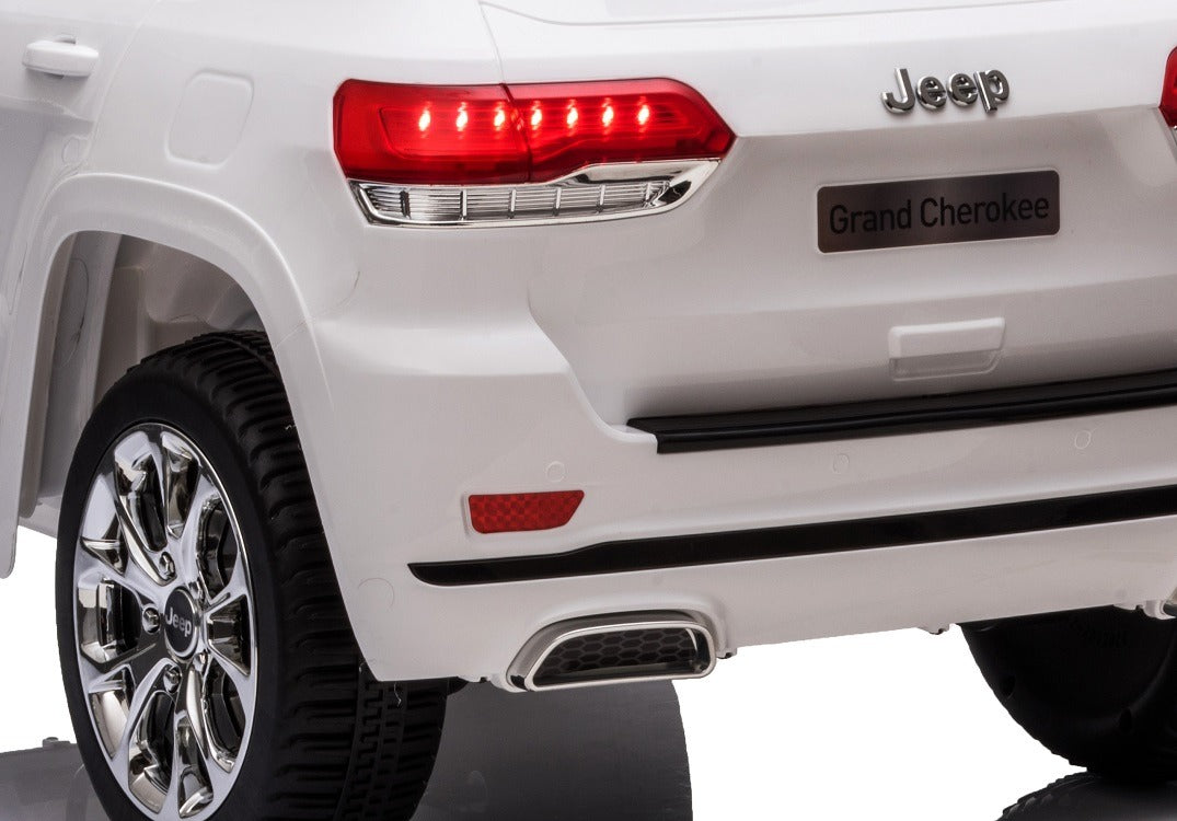 Jeep Grand Cherokee - Children car white