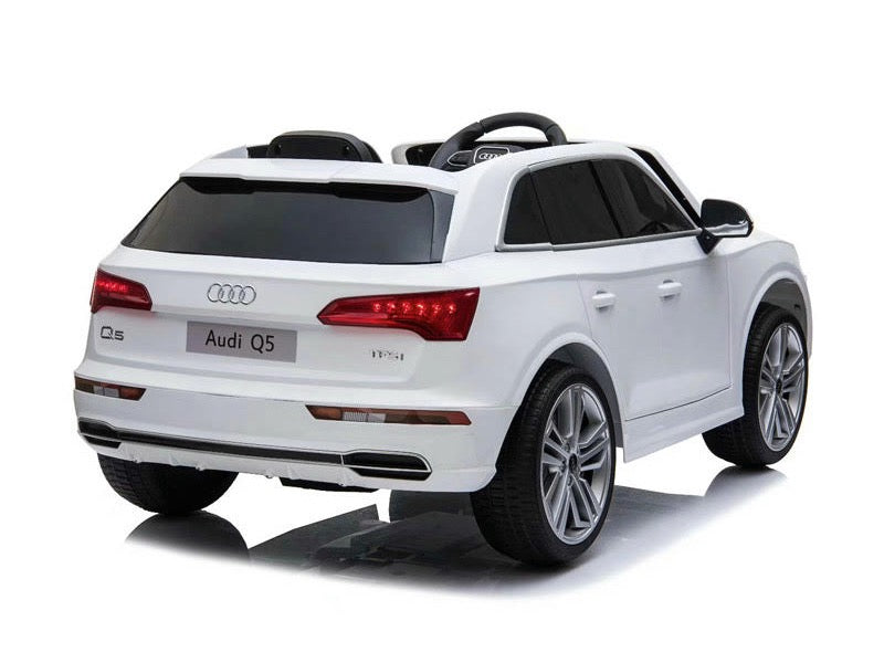 Audi Q5 - Electric children car white